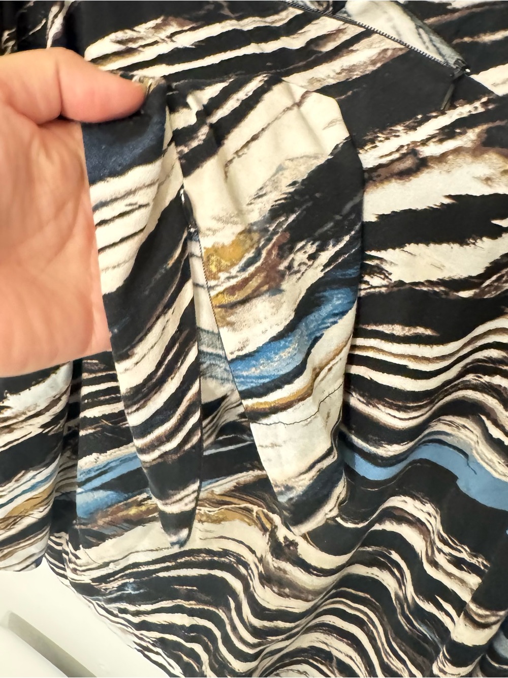 Scandinavian Abstract Cutout Blouse Size M Gallery Artsy Style - Picture 5 of 7
